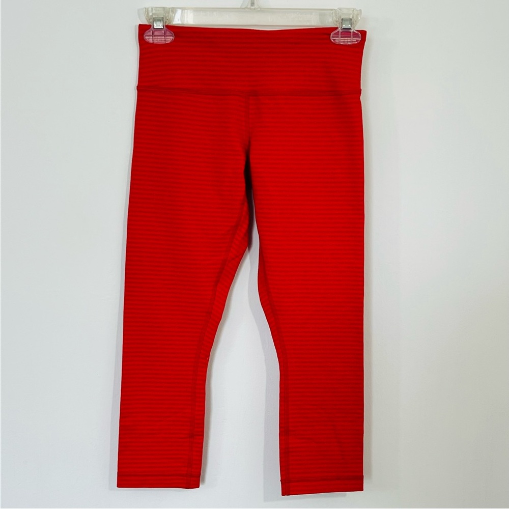 Lululemon Wunder Under Crop Leggings Crop Capri Slope Stripe Size 4 Athletic Gym